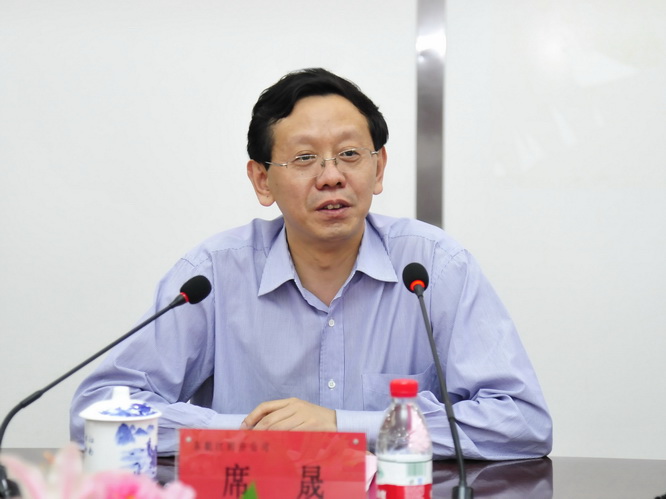 我校与东航江西分公司签订战略合作协议